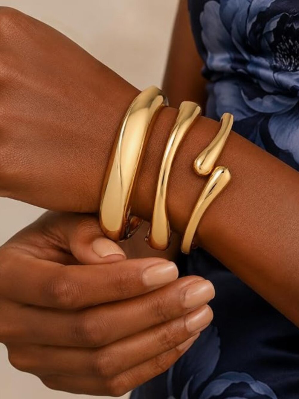 Chunky Gold Bangle Bracelets for Women